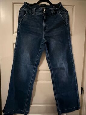 Women’s Dark Blue Wide-Leg Jeans size 11